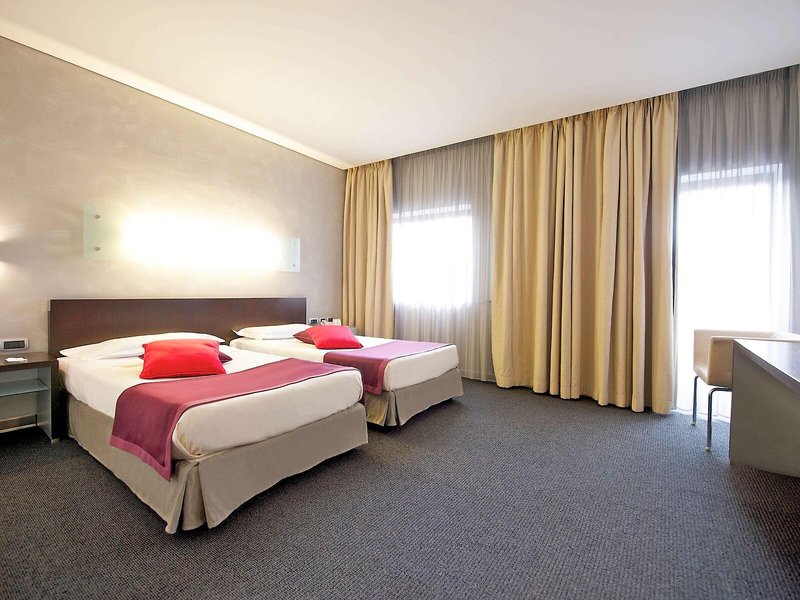 Mercure Palermo Centro 37