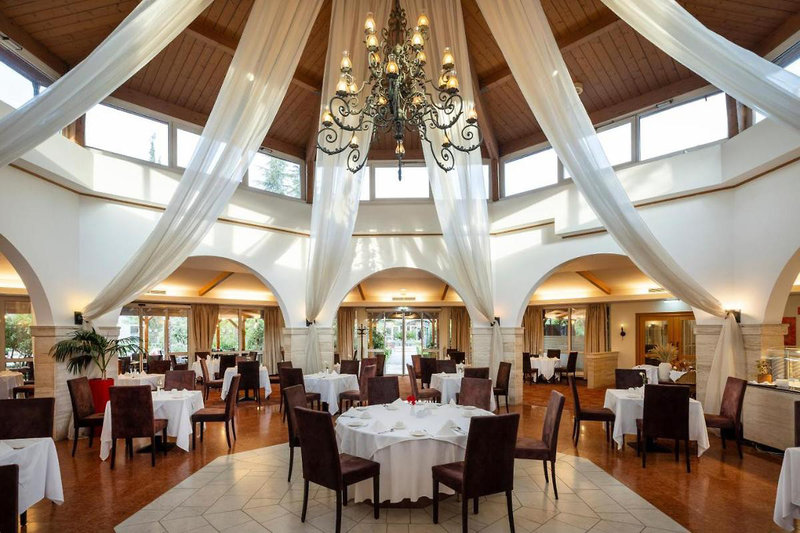 Rogner Hotel Tirana 5