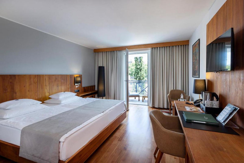 Rogner Hotel Tirana 8