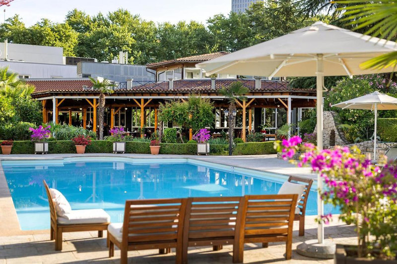 Rogner Hotel Tirana 11