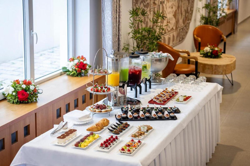Rogner Hotel Tirana 6