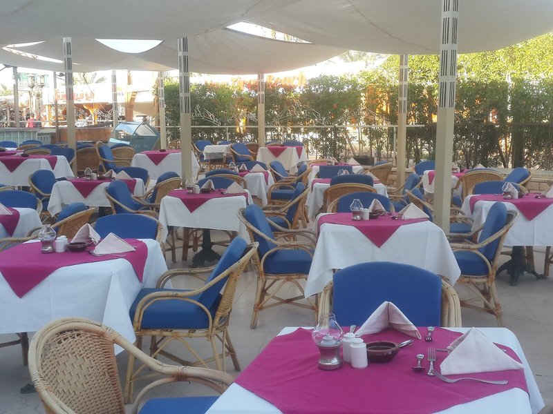 Cataract Layalina Resort 26 - Restaurant