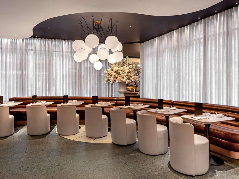 The May Fair Hotel 9