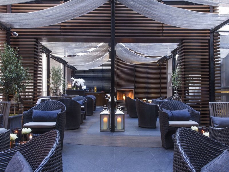 The May Fair Hotel 10