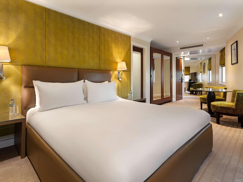 The May Fair Hotel 41