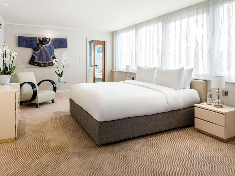 The May Fair Hotel 44