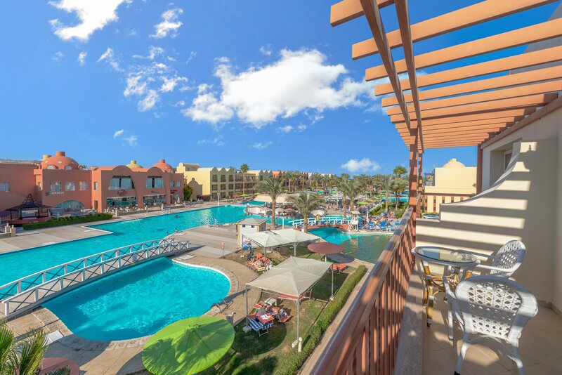 Titanic Beach Spa & Aqua Park 12