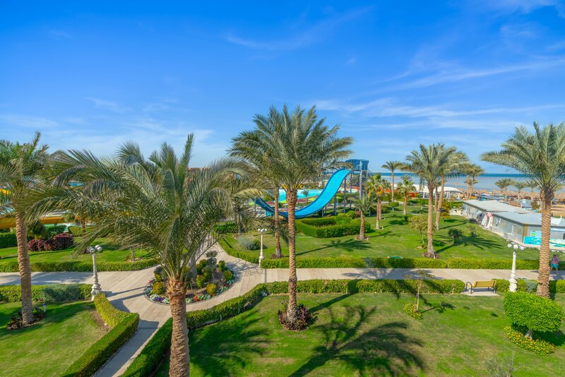 Titanic Beach Spa & Aqua Park 14