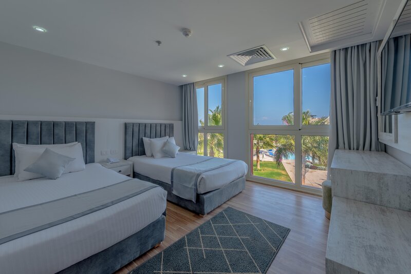 Titanic Beach Spa & Aqua Park 180