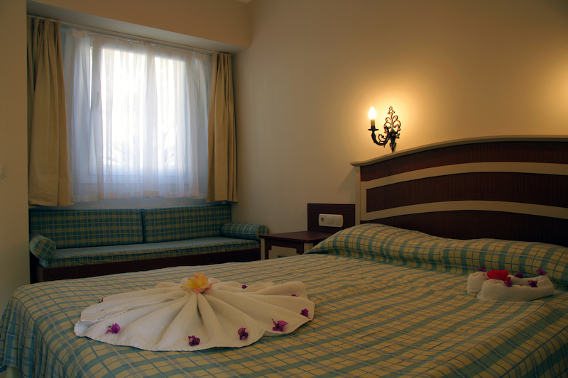 Blue Lagoon Delux Hotel 3