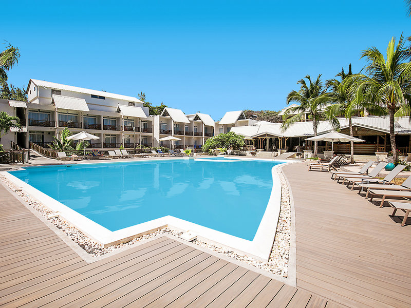 Le Peninsula Bay Beach Resort & Spa 2