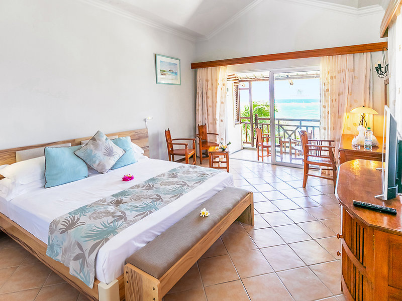 Le Peninsula Bay Beach Resort & Spa 3