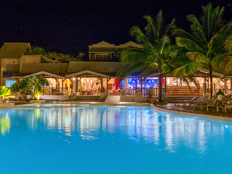 Le Peninsula Bay Beach Resort & Spa 9