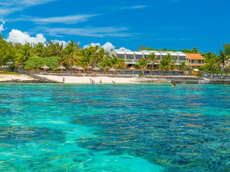 Le Peninsula Bay Beach Resort & Spa 9