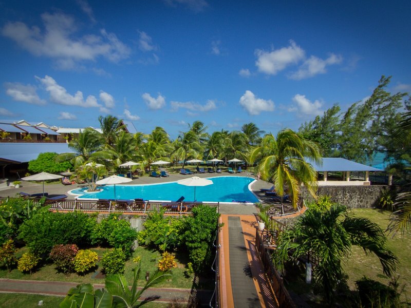 Le Peninsula Bay Beach Resort & Spa 13