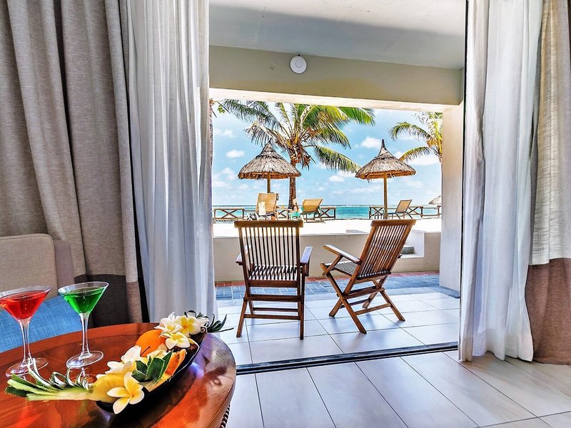 Le Peninsula Bay Beach Resort & Spa 17