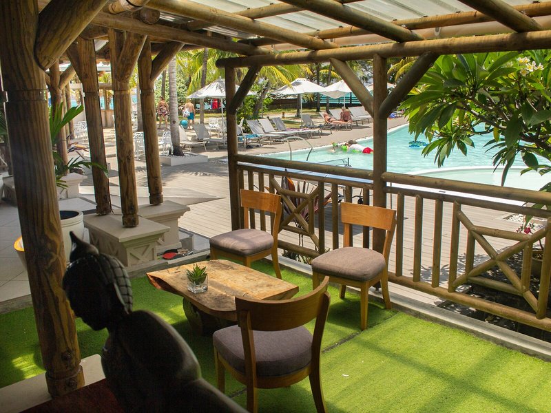 Le Peninsula Bay Beach Resort & Spa 18