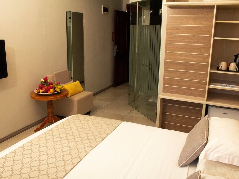 Le Peninsula Bay Beach Resort & Spa 26