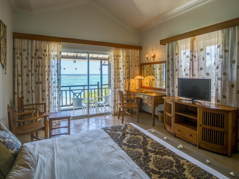 Le Peninsula Bay Beach Resort & Spa 27
