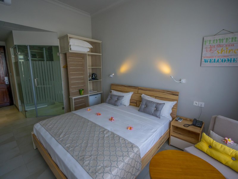 Le Peninsula Bay Beach Resort & Spa 32