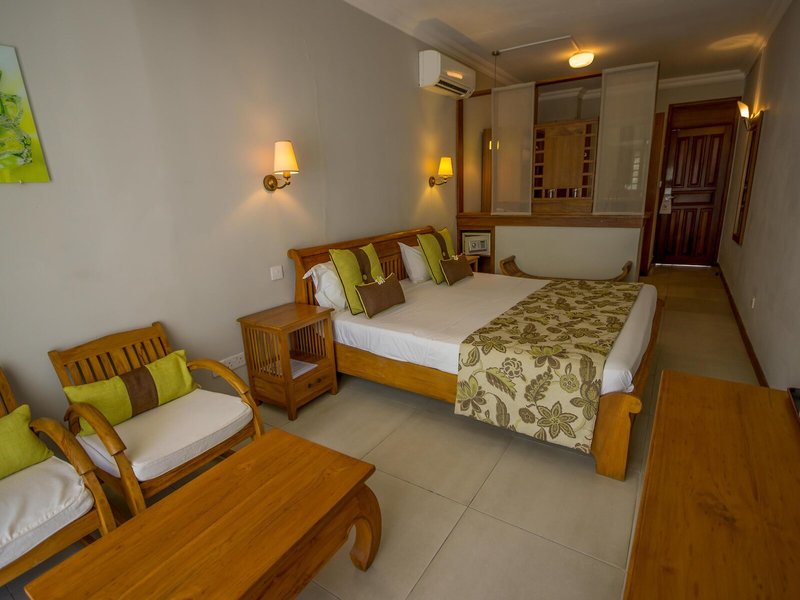Le Peninsula Bay Beach Resort & Spa 35