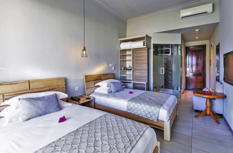 Le Peninsula Bay Beach Resort & Spa 6