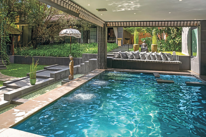 Fairlawns Boutique 1