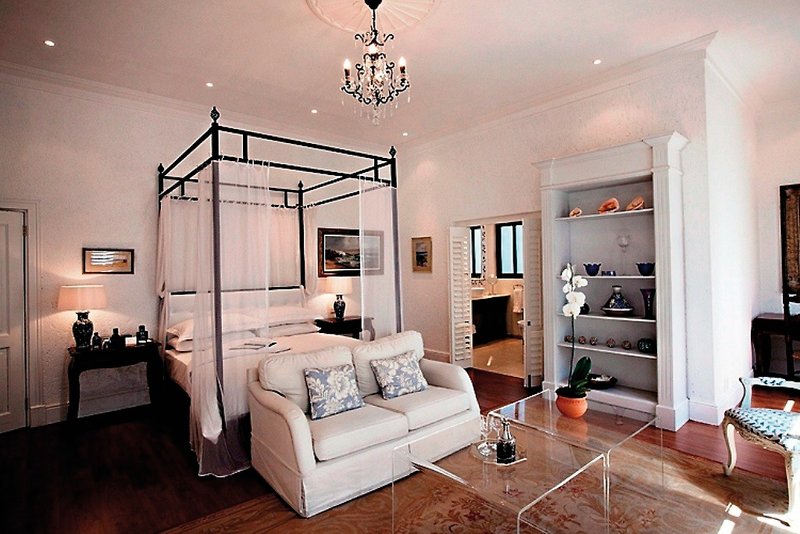 Fairlawns Boutique 12