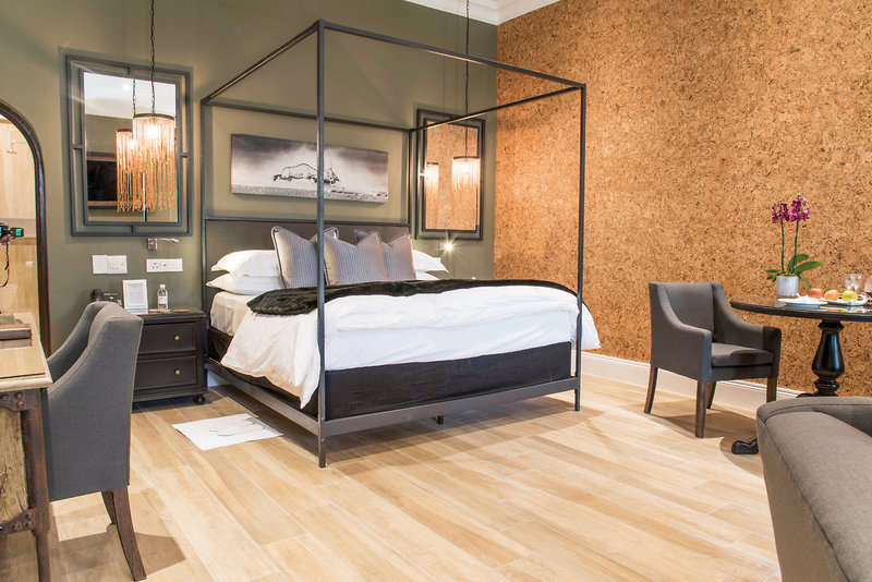 Fairlawns Boutique 18