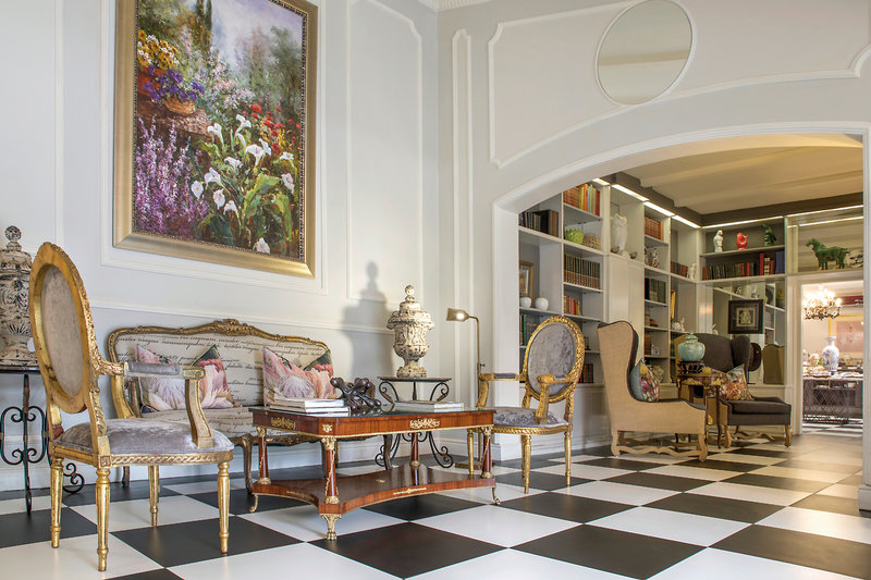 Fairlawns Boutique 22