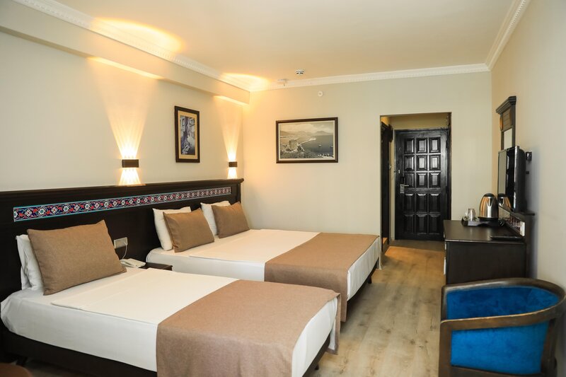 Big Blue Sky Hotel 16