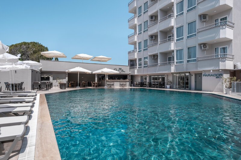 Big Blue Sky Hotel 3