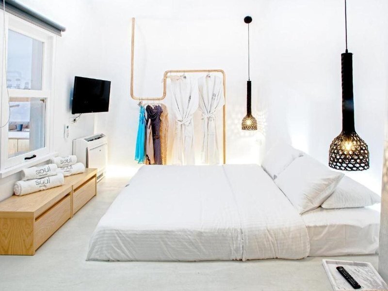 Santorini Soul Villas 8