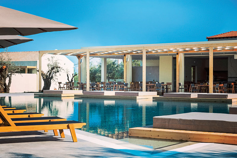 Tsamis Zante Suites 13