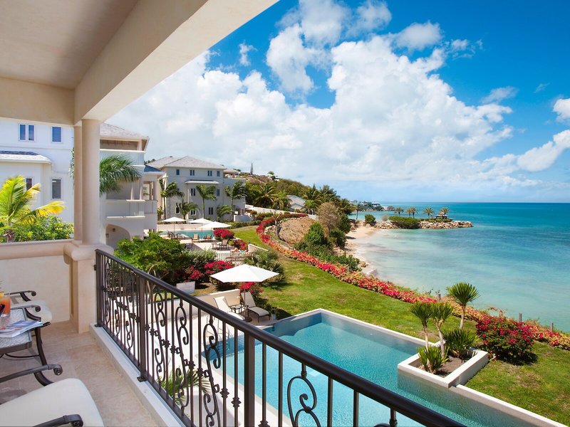 Blue Waters Resort & Spa 6