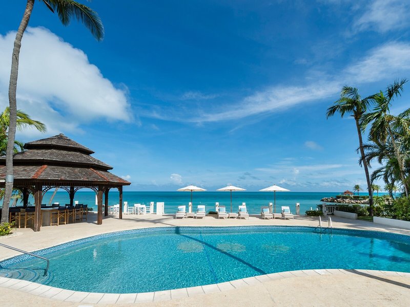 Blue Waters Resort & Spa 22