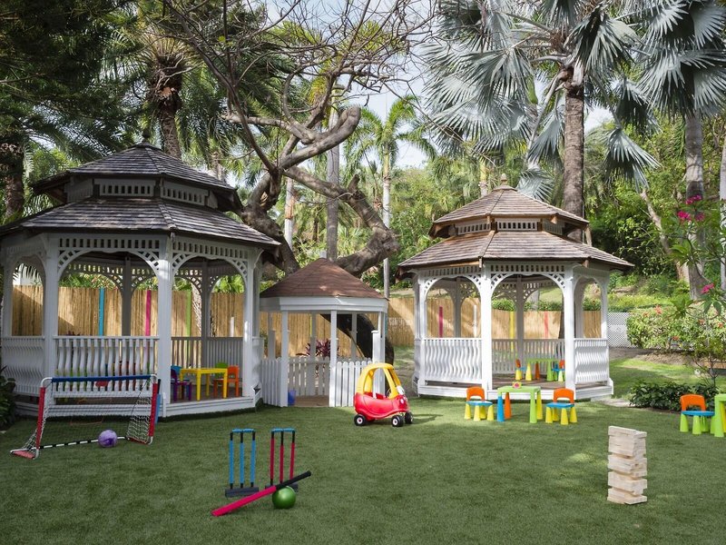 Blue Waters Resort & Spa 44