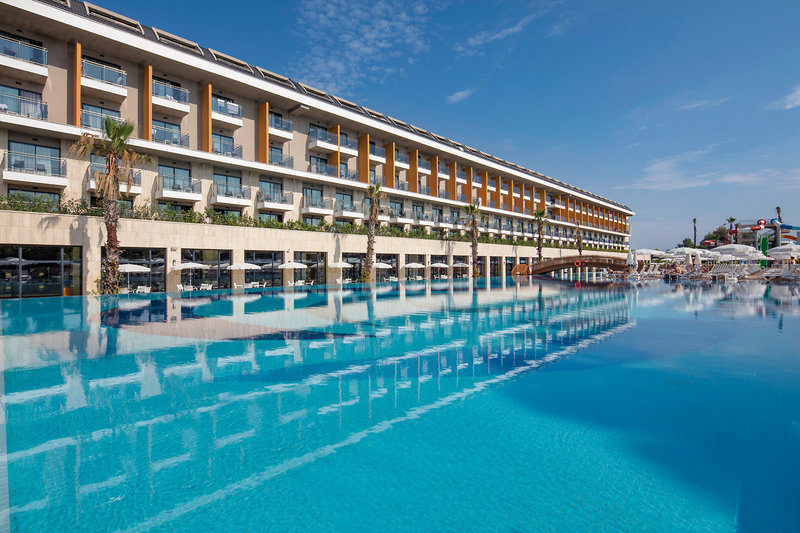 Aydinbey Queen's Palace & Spa 10