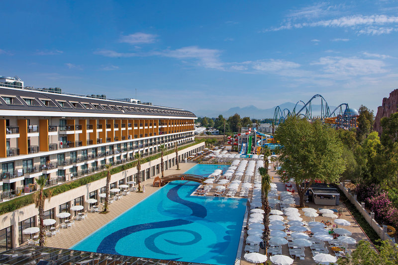 Aydinbey Queen's Palace & Spa 9