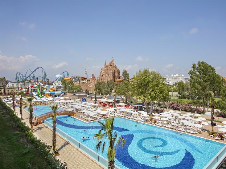 Aydinbey Queen´s Palace & Spa 1