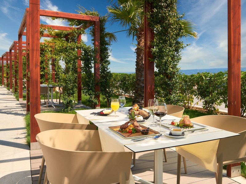 Amphora Hotel 3