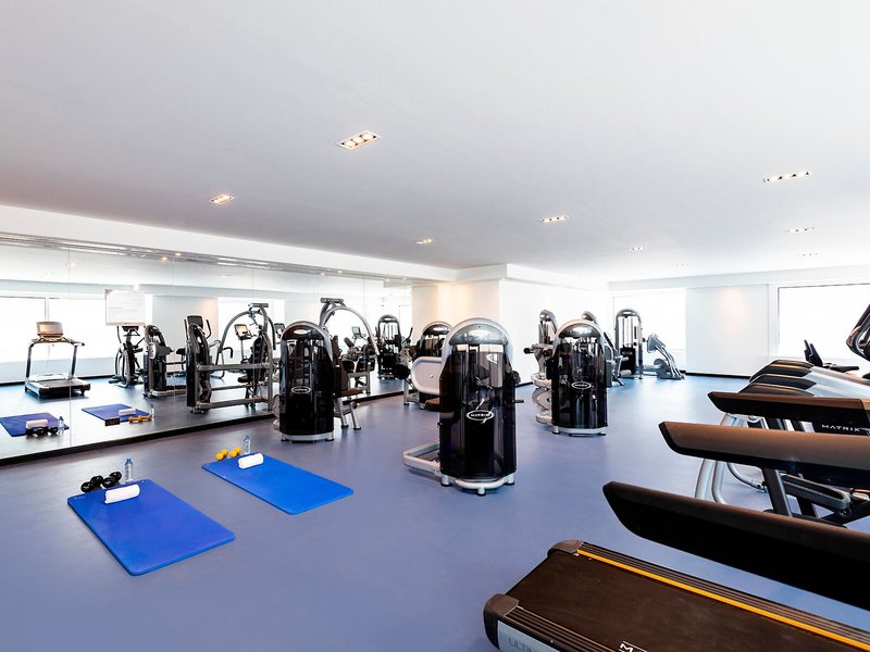 Centara West Bay Hotel & Residences Doha 8