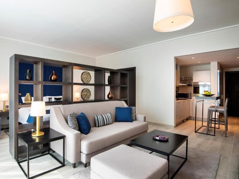 Centara West Bay Hotel & Residences Doha 26