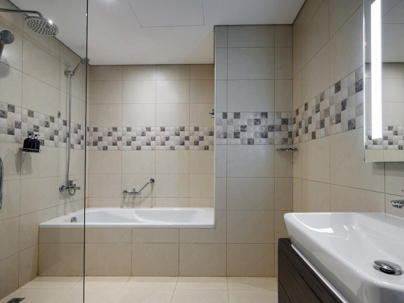 Centara West Bay Hotel & Residences Doha 30