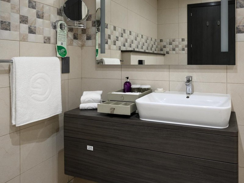 Centara West Bay Hotel & Residences Doha 31