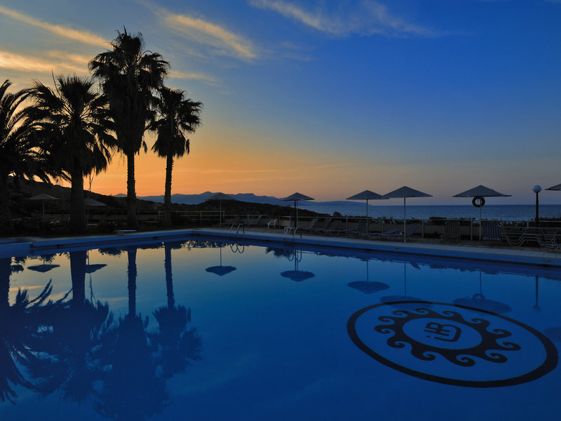 Istron Bay 15