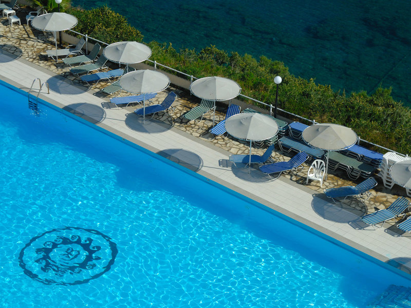 Istron Bay 17