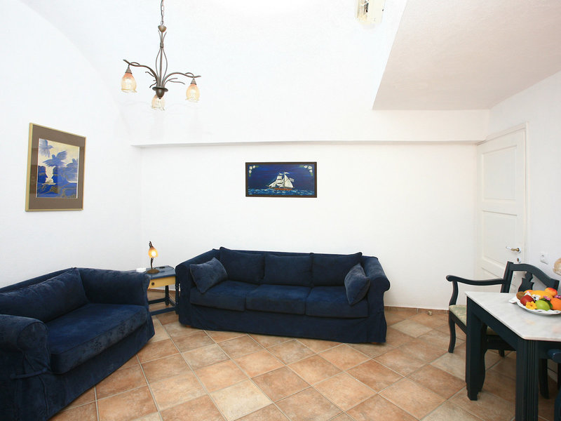 Istron Bay 27