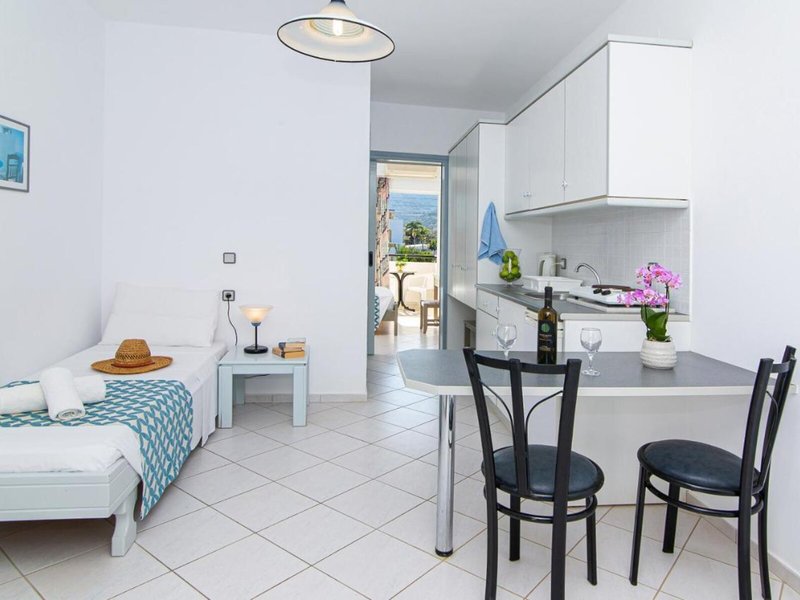 Sunshine Garden Apartments 5