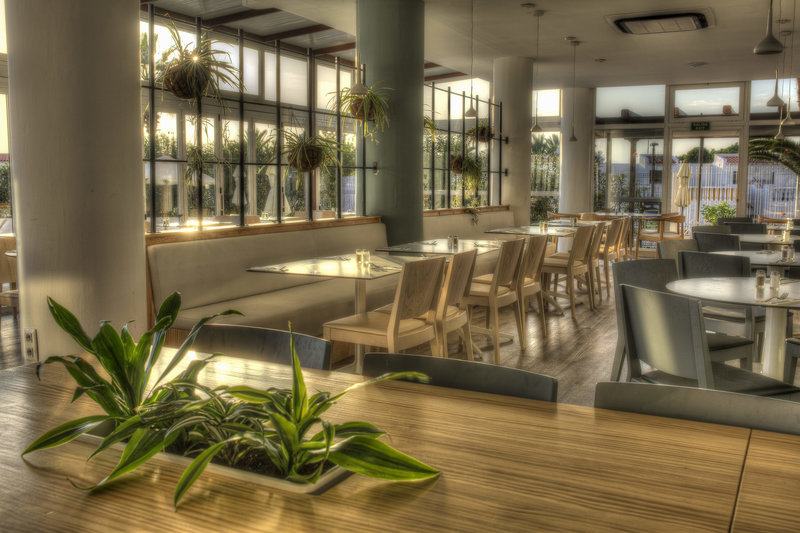 Coral Ocean View Hotel 26